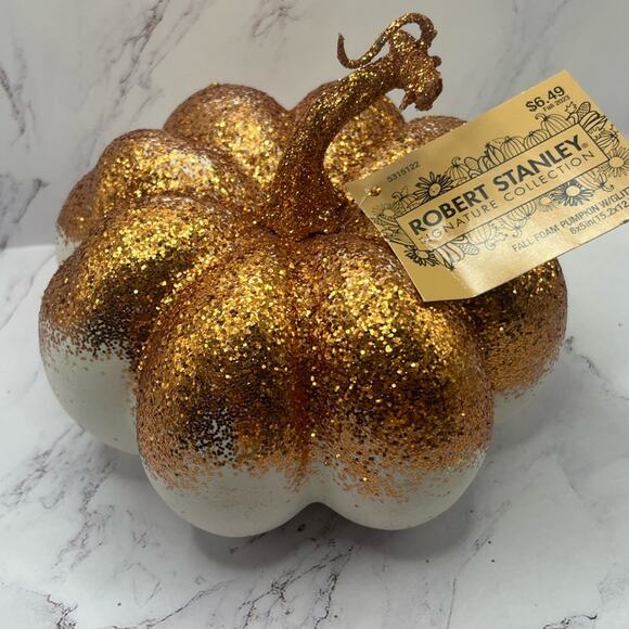 NWT set of glitter orange and white pumpkins - Picture 3 of 9